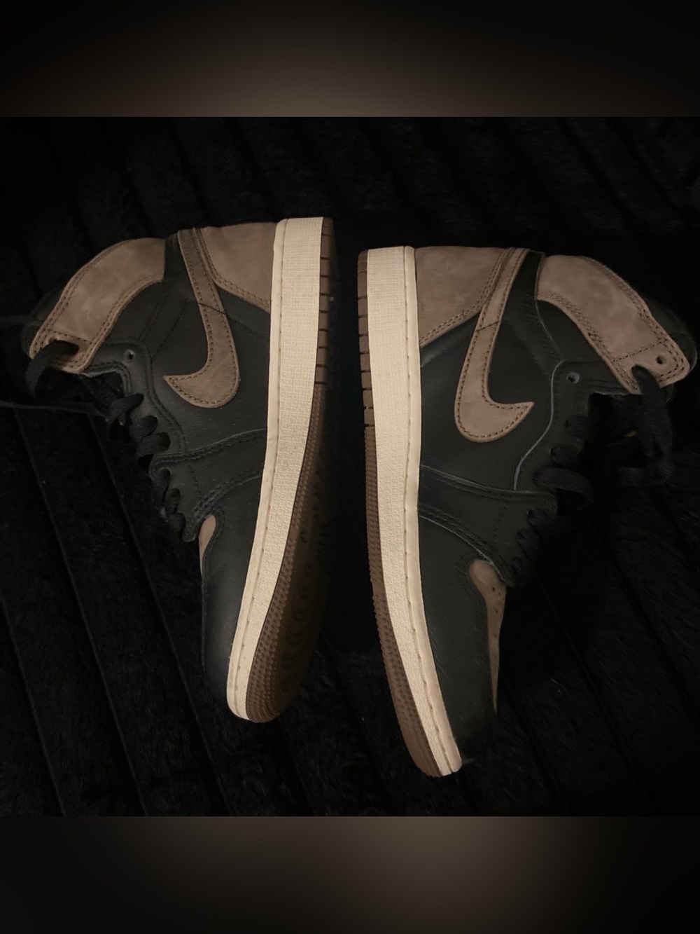 Nike Men's High-Top Sneakers in Black and Brown